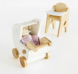 Le Toy Van Set miminko s příslušenstvím